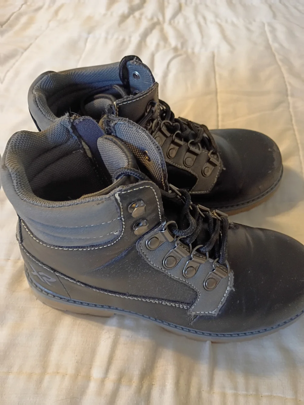 Source Unknown Kids Black and Gray Lace-Up Boots